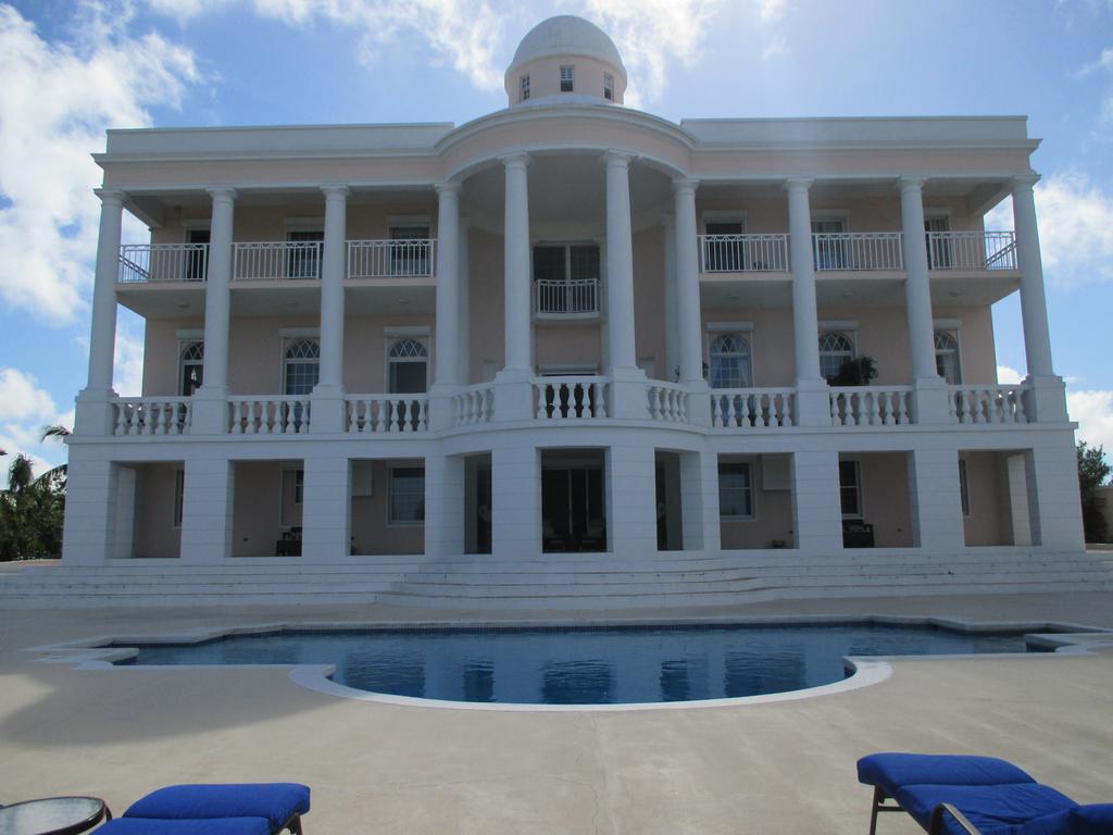 Ocean West Boutique Hotel Nasáu Exterior foto